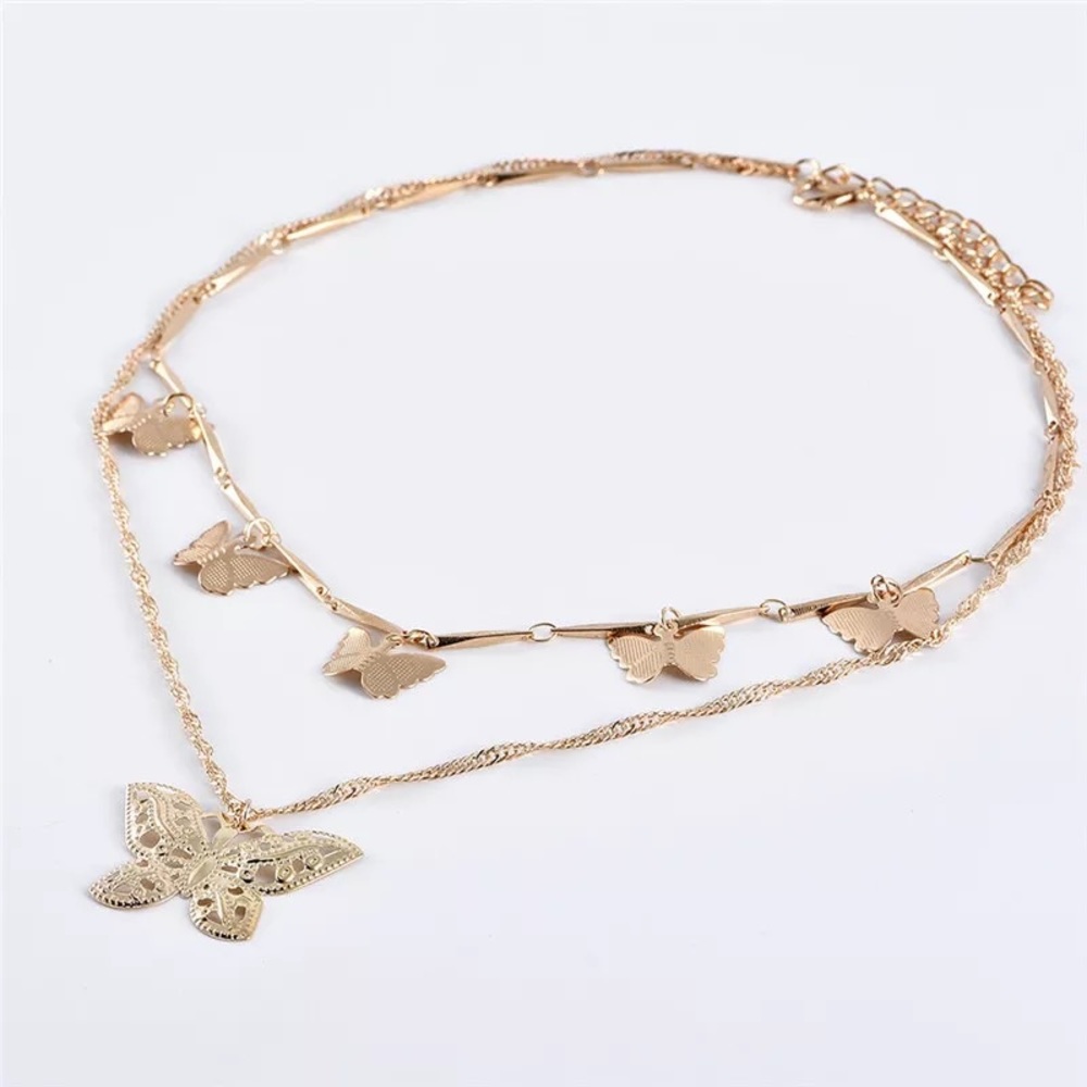 NEW! rare gold butterfly necklace set π¦ - Picture 3 of 5